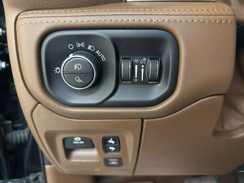 2019 RAM 1500 laramie Longhorn 20