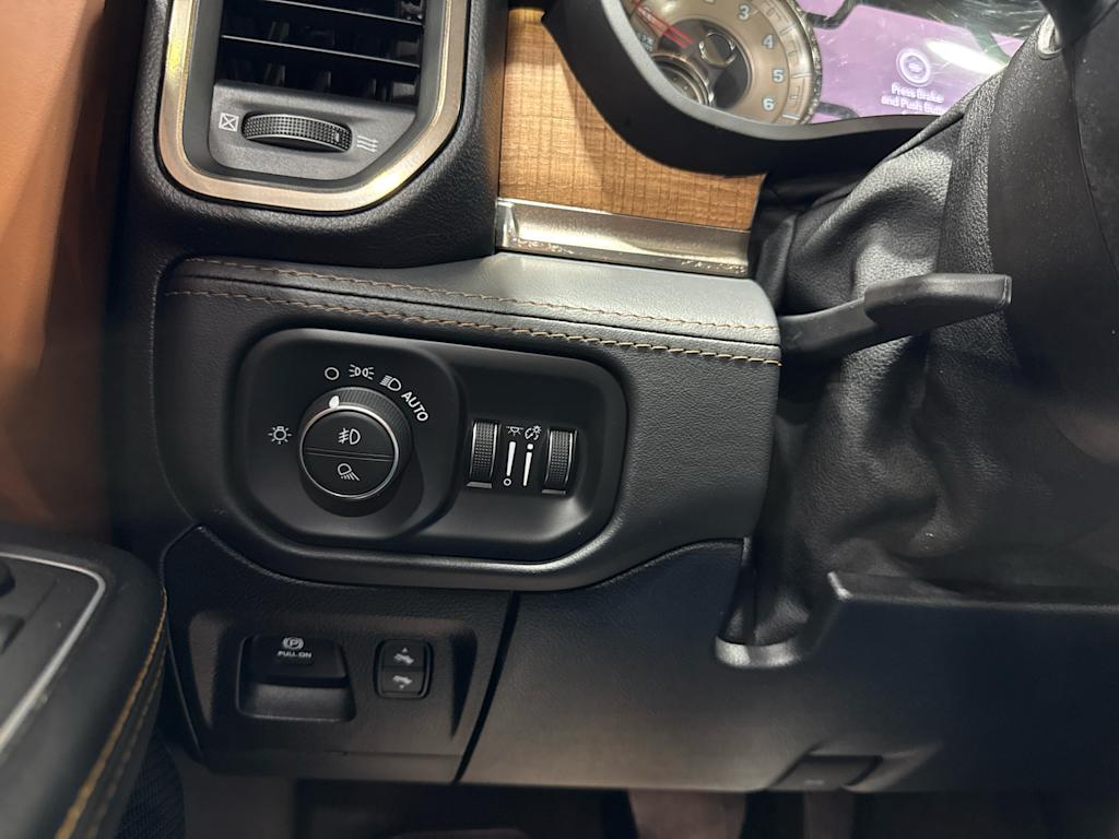 Thumbnail: 2021 RAM 1500 - 25