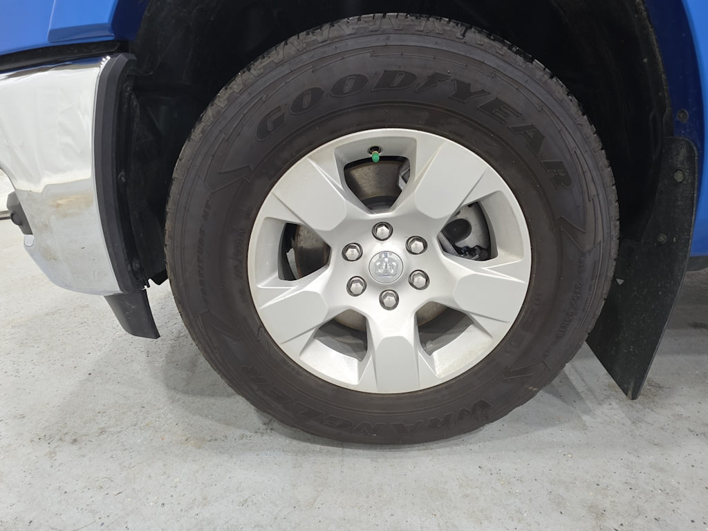 Thumbnail: 2026 RAM 1500 - 6