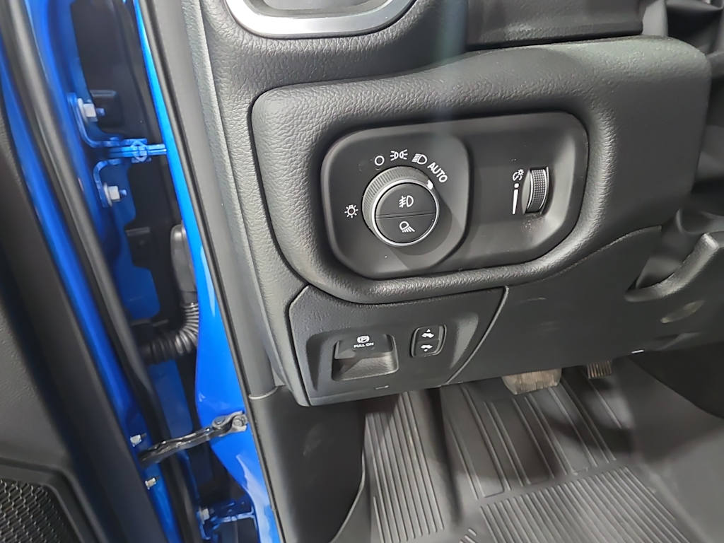 Thumbnail: 2026 RAM 1500 - 20