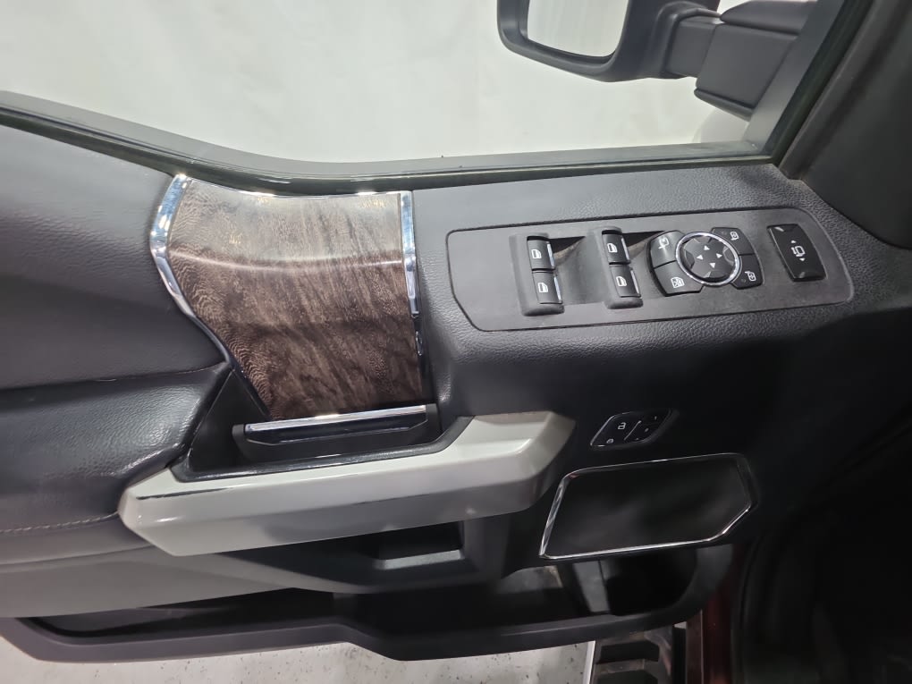 2017 Ford F-250 Super Duty Lariat - Photo 19