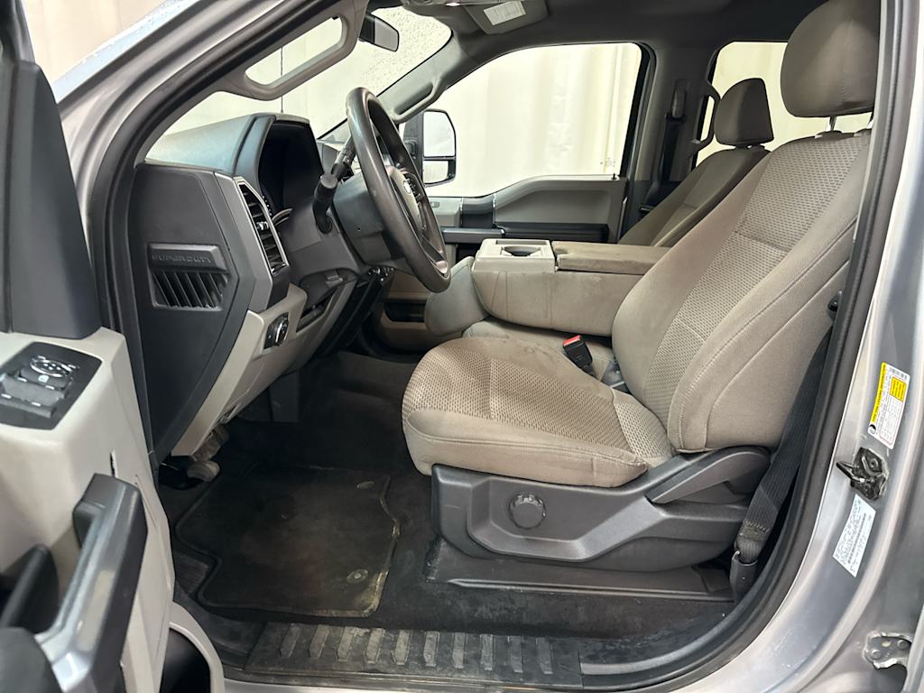 Thumbnail: 2022 Ford F-250 - 9