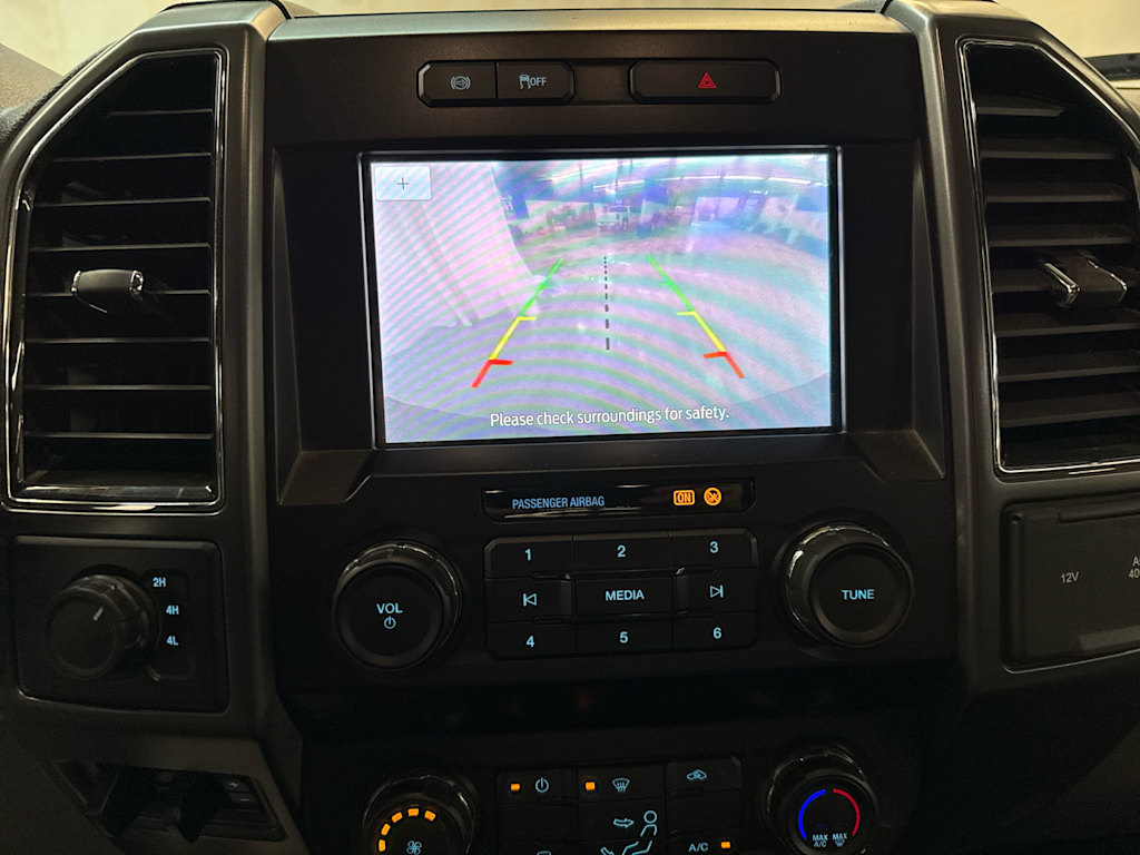 Thumbnail: 2022 Ford F-250 - 23