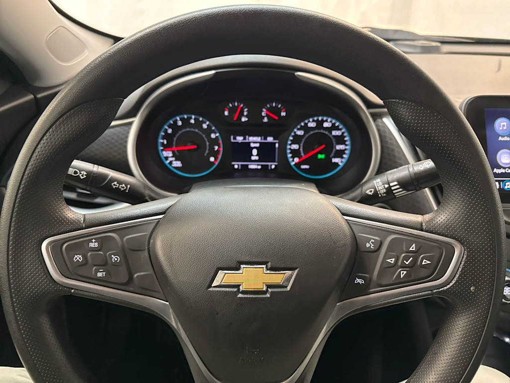 2022 Chevrolet Malibu LT 2