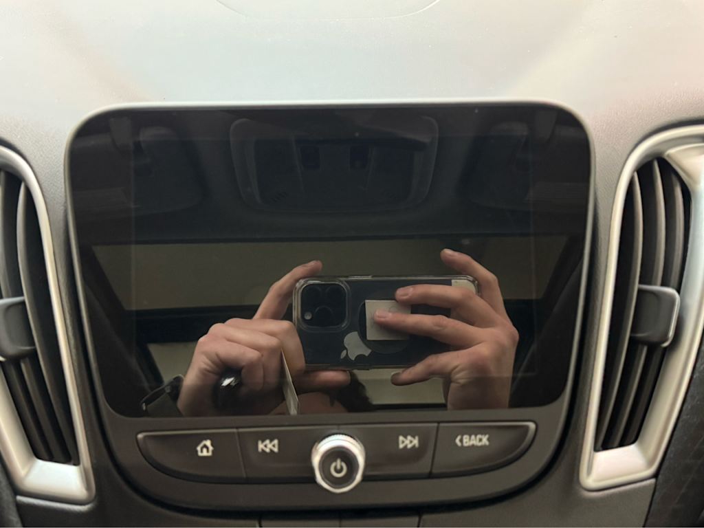 Thumbnail: 2024 Chevrolet Malibu - 19