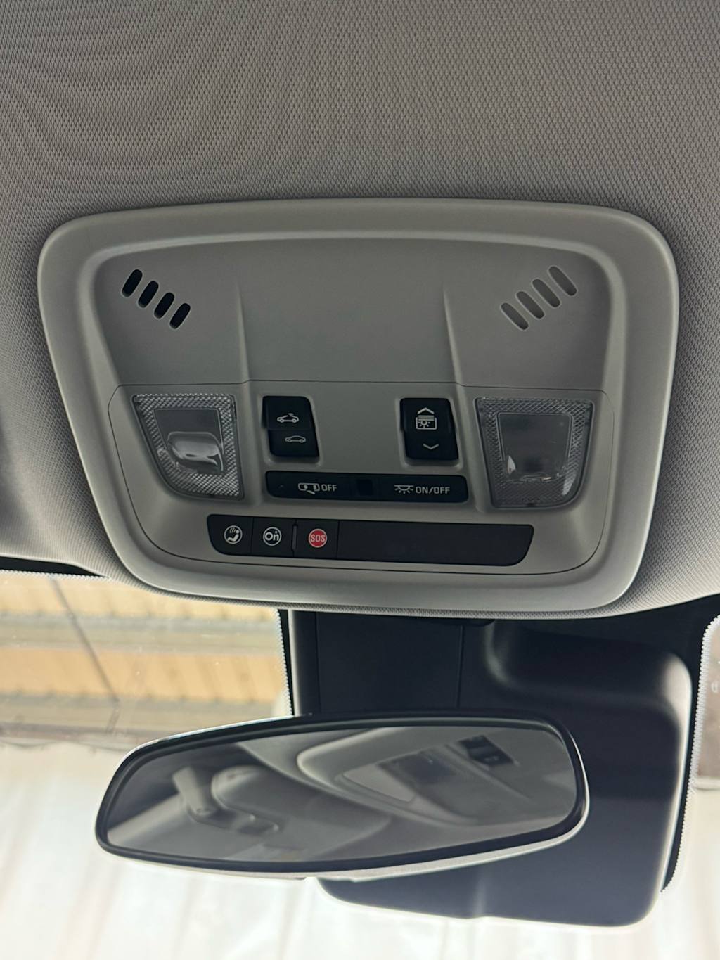 Thumbnail: 2024 Chevrolet Malibu - 21