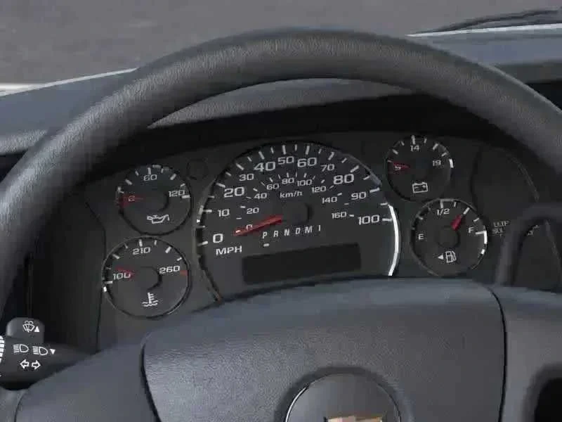 2025 Chevrolet Express Passenger LT - Photo 10