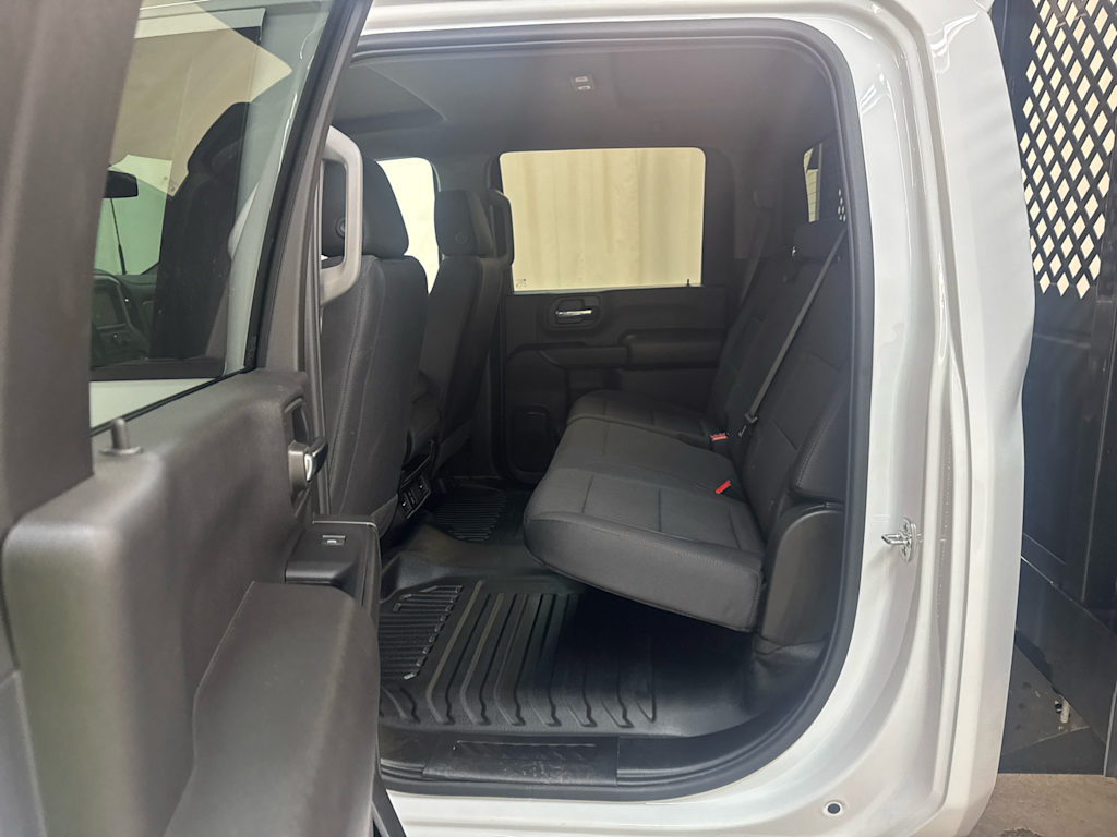 Thumbnail: 2025 Chevrolet Silverado 3500 - 8