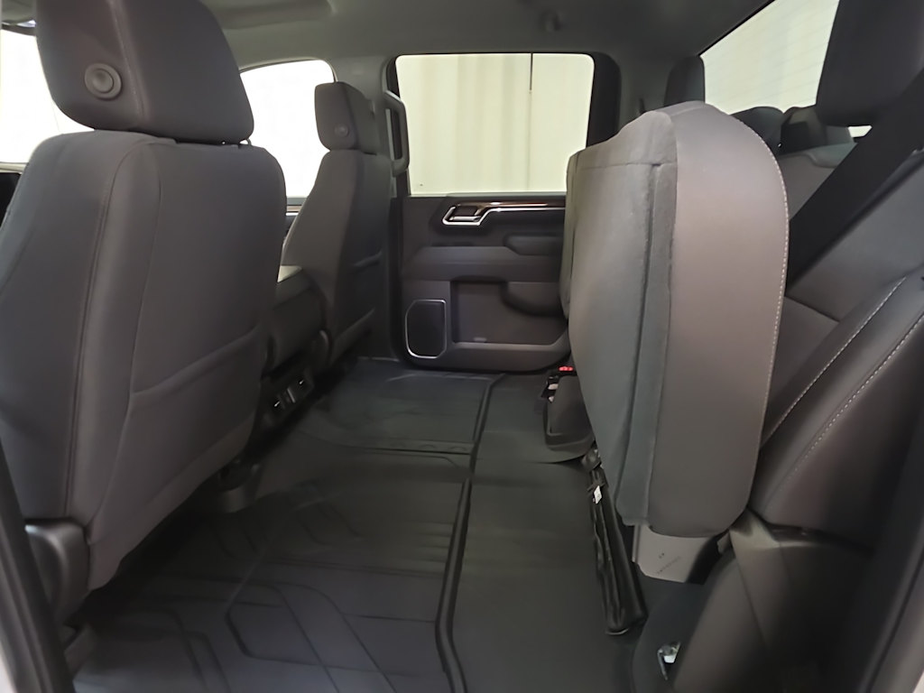 Thumbnail: 2025 Chevrolet Silverado 2500 - 18