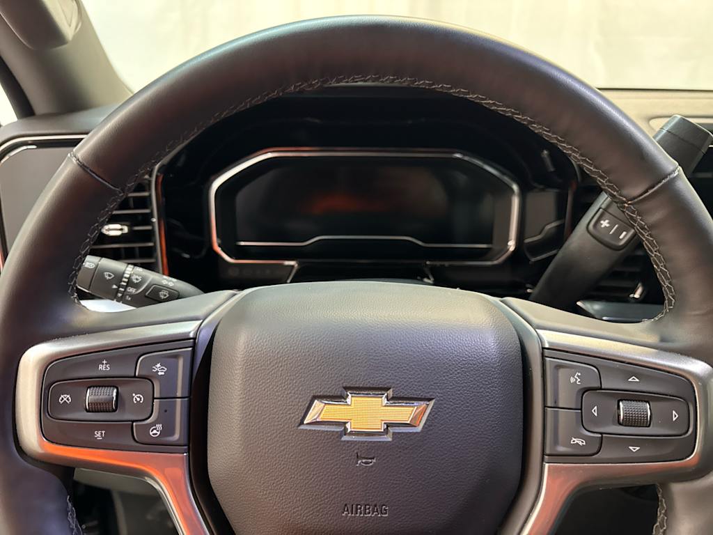 Thumbnail: 2025 Chevrolet Silverado 2500 - 16