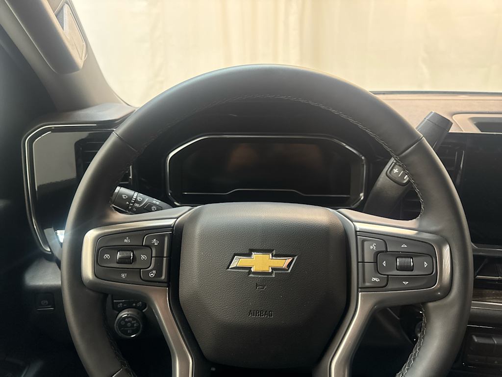 Thumbnail: 2025 Chevrolet Silverado 2500 - 2