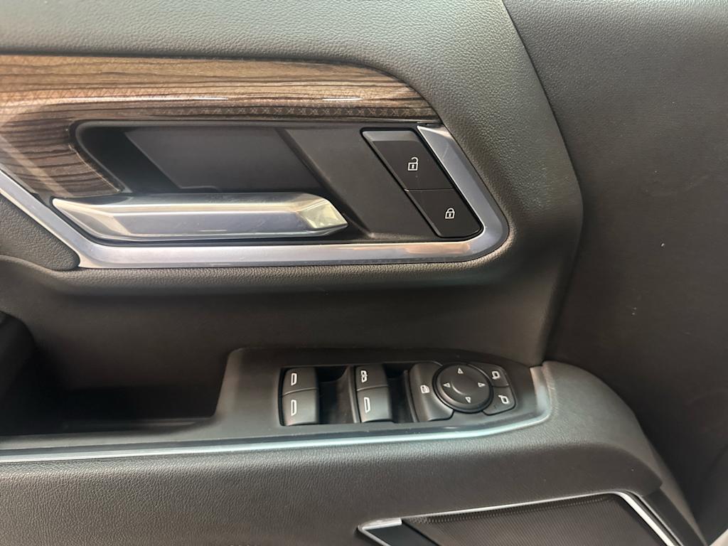 Thumbnail: 2025 Chevrolet Silverado 2500 - 17