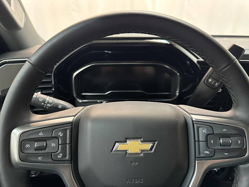 Thumbnail: 2025 Chevrolet Silverado 2500 - 19