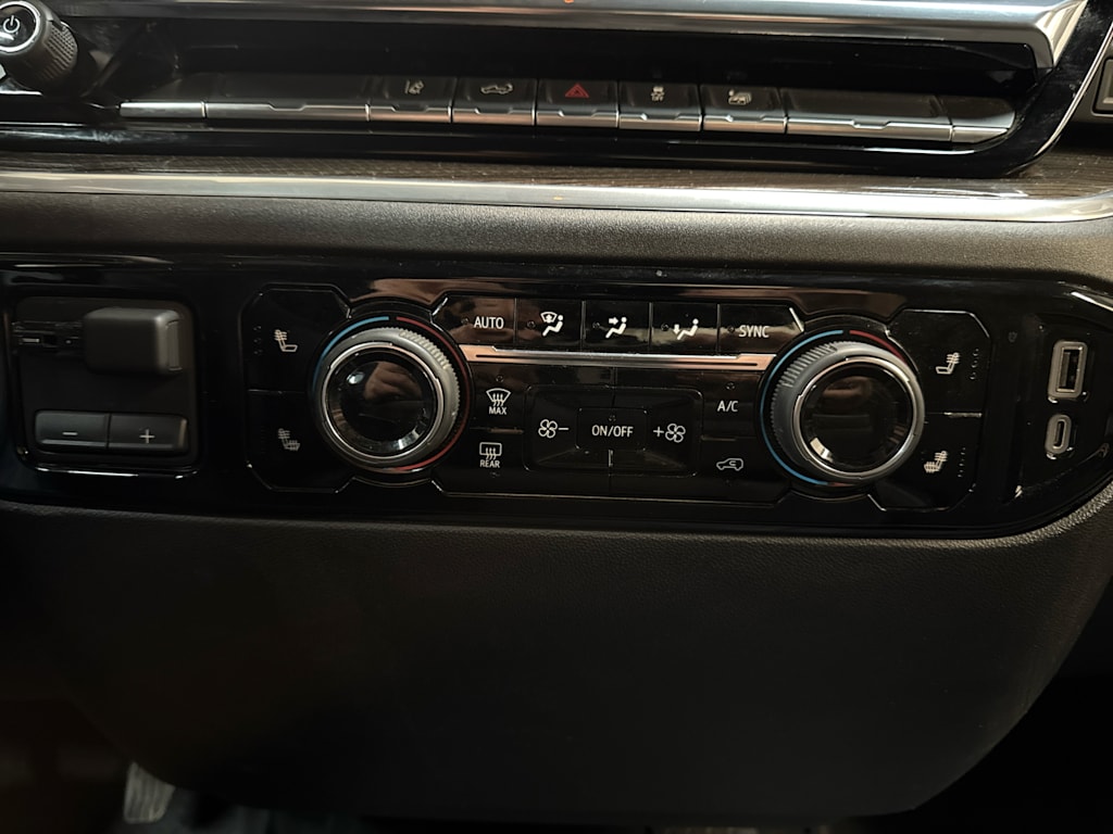 Thumbnail: 2025 Chevrolet Silverado 2500 - 22