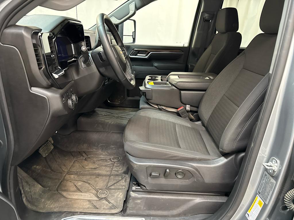 Thumbnail: 2025 Chevrolet Silverado 2500 - 9