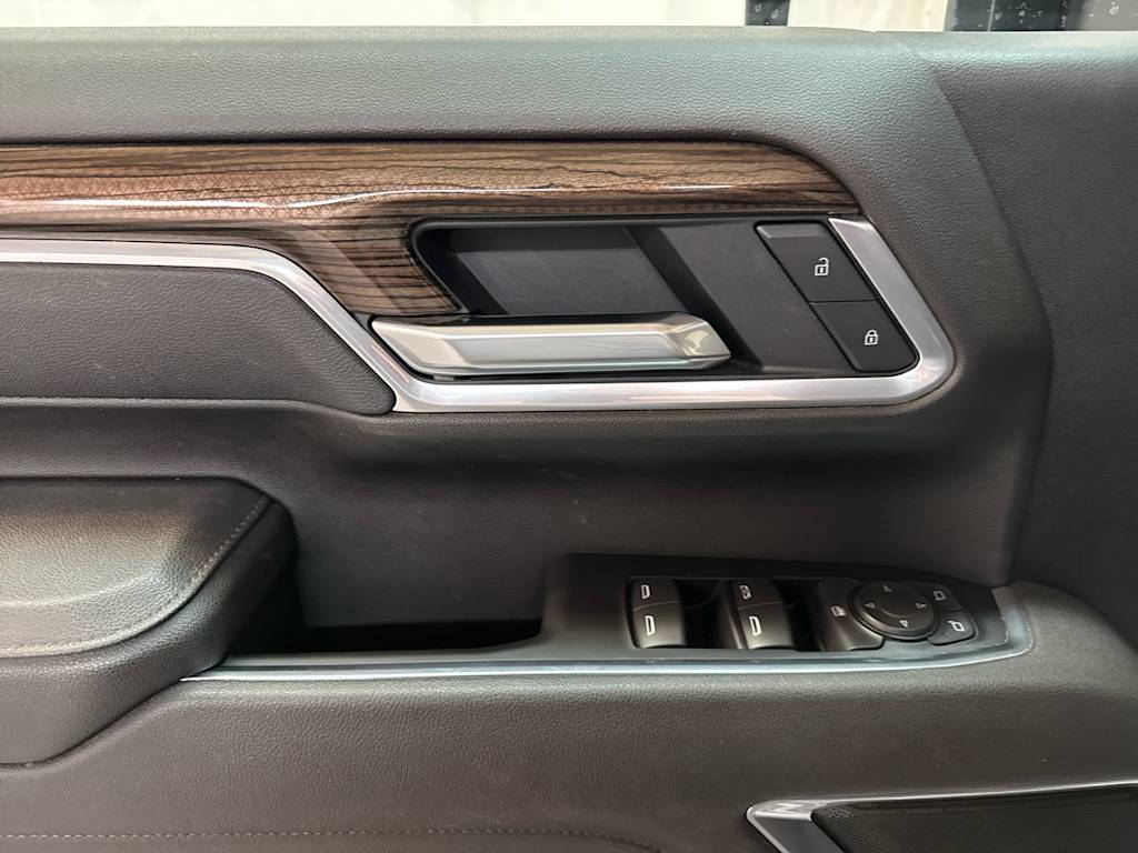 Thumbnail: 2025 Chevrolet Silverado 2500 - 16