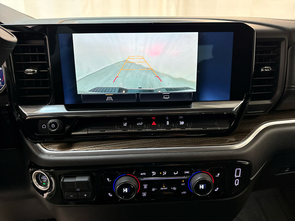 Thumbnail: 2025 Chevrolet Silverado 2500 - 21