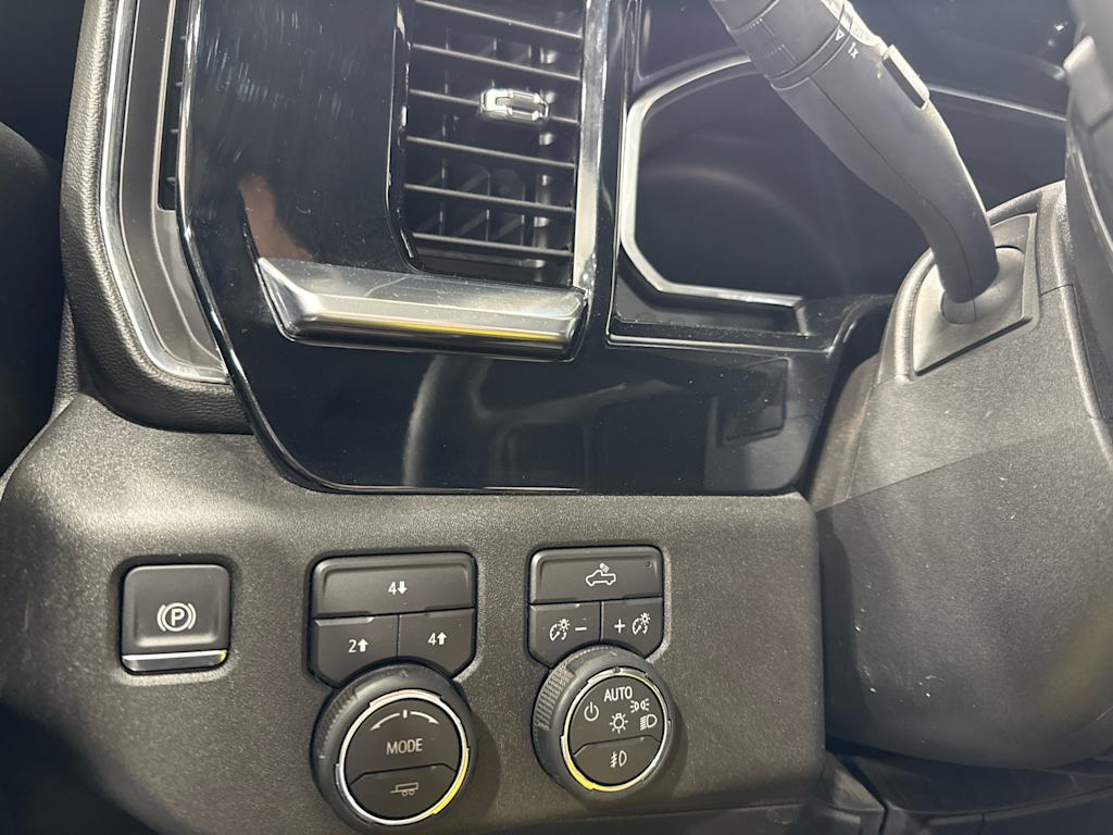 Thumbnail: 2026 Chevrolet Silverado 2500 - 25