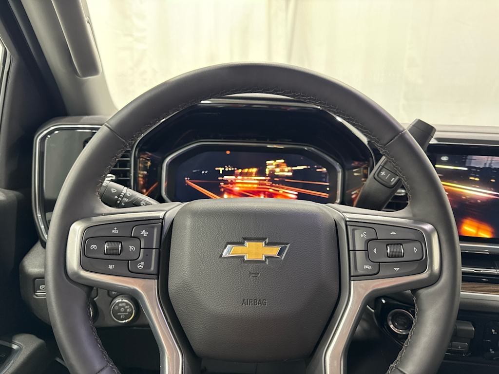 Thumbnail: 2026 Chevrolet Silverado 2500 - 2
