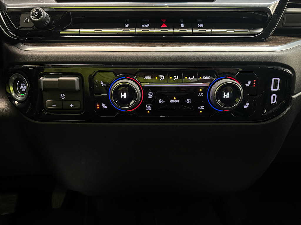 Thumbnail: 2025 Chevrolet Silverado 2500 - 26