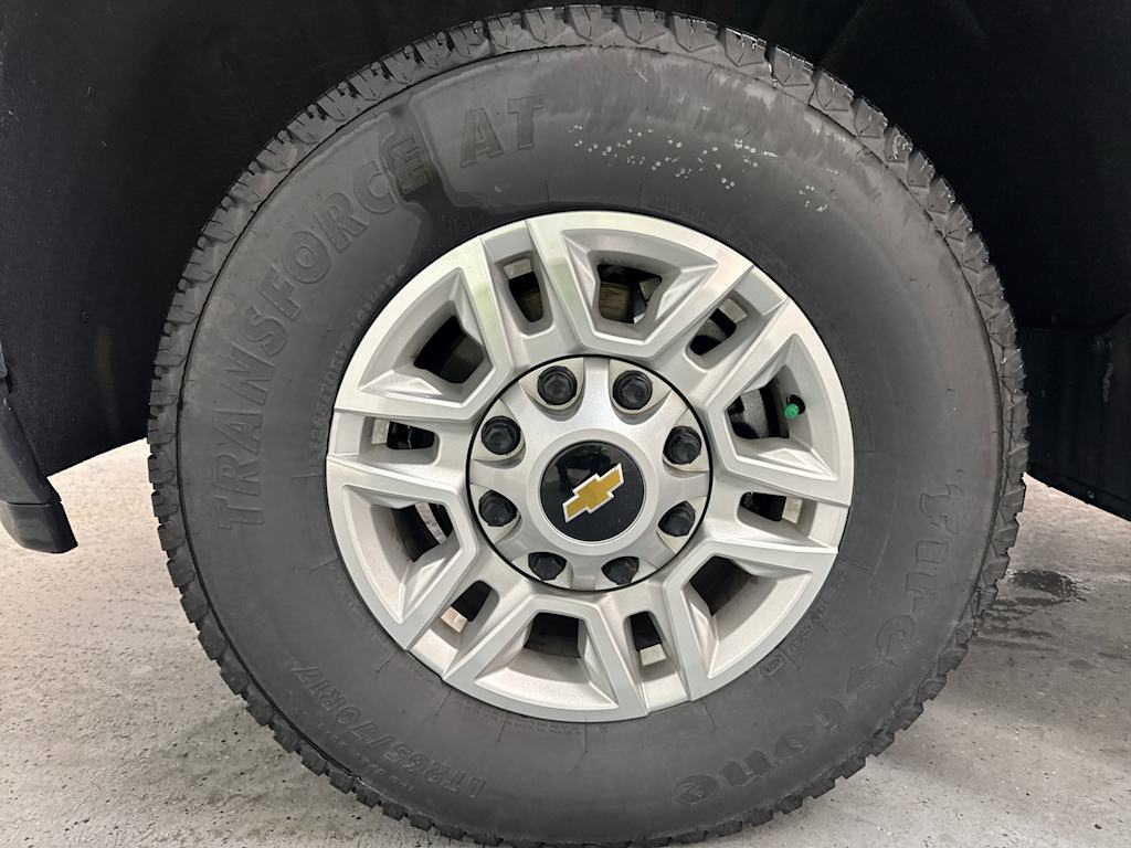 Thumbnail: 2025 Chevrolet Silverado 2500 - 6