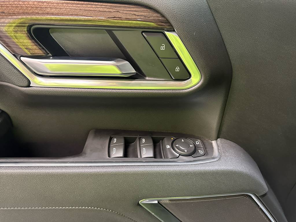 Thumbnail: 2025 Chevrolet Silverado 2500 - 16