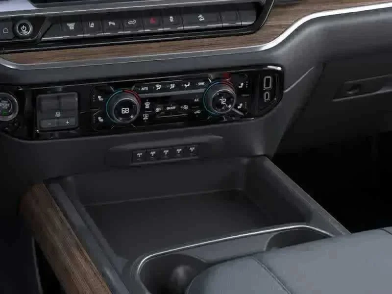 Thumbnail: 2026 Chevrolet Silverado 3500 - 17