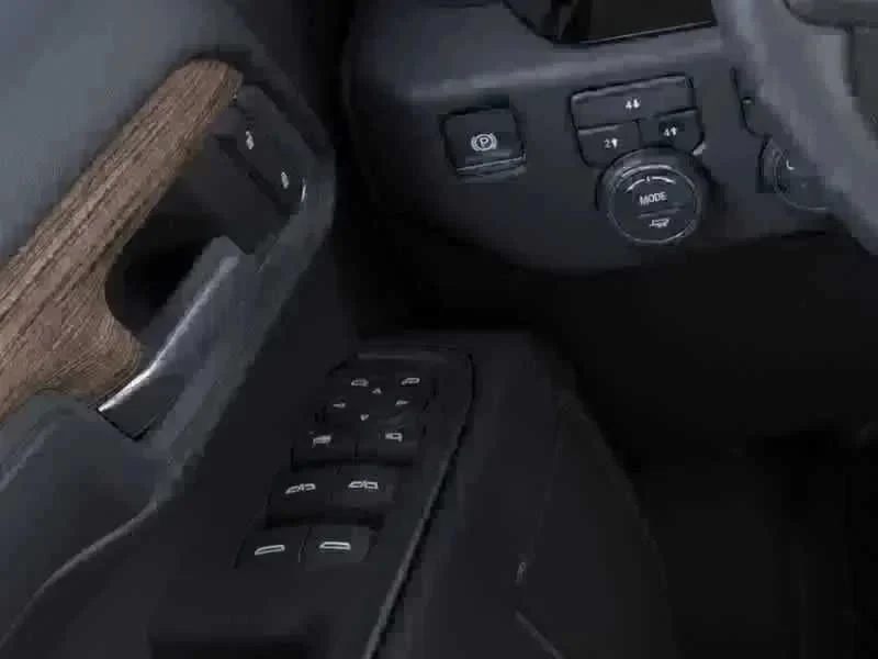 Thumbnail: 2026 Chevrolet Silverado 3500 - 10