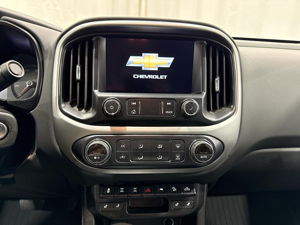 Thumbnail: 2022 Chevrolet Colorado - 10