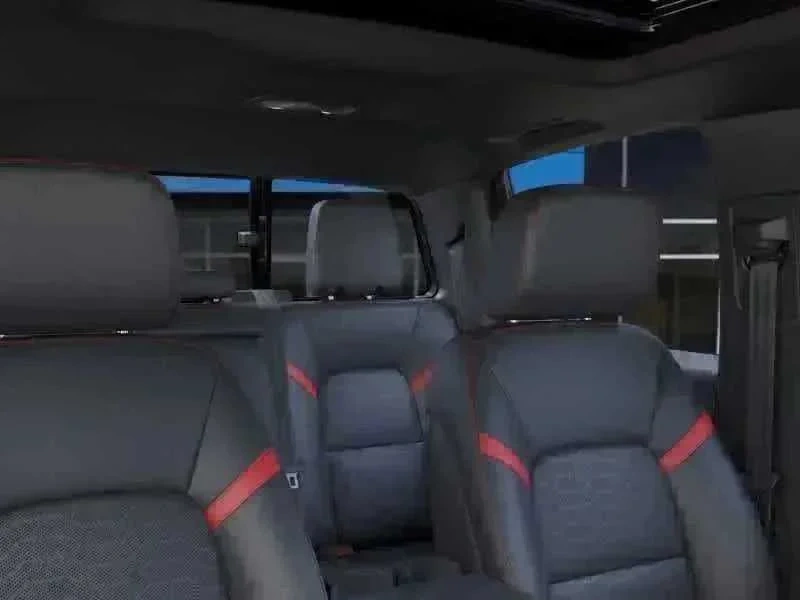 Thumbnail: 2026 Chevrolet Colorado - 10