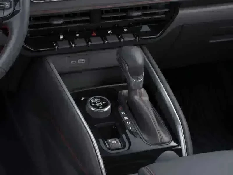 Thumbnail: 2026 Chevrolet Colorado - 12