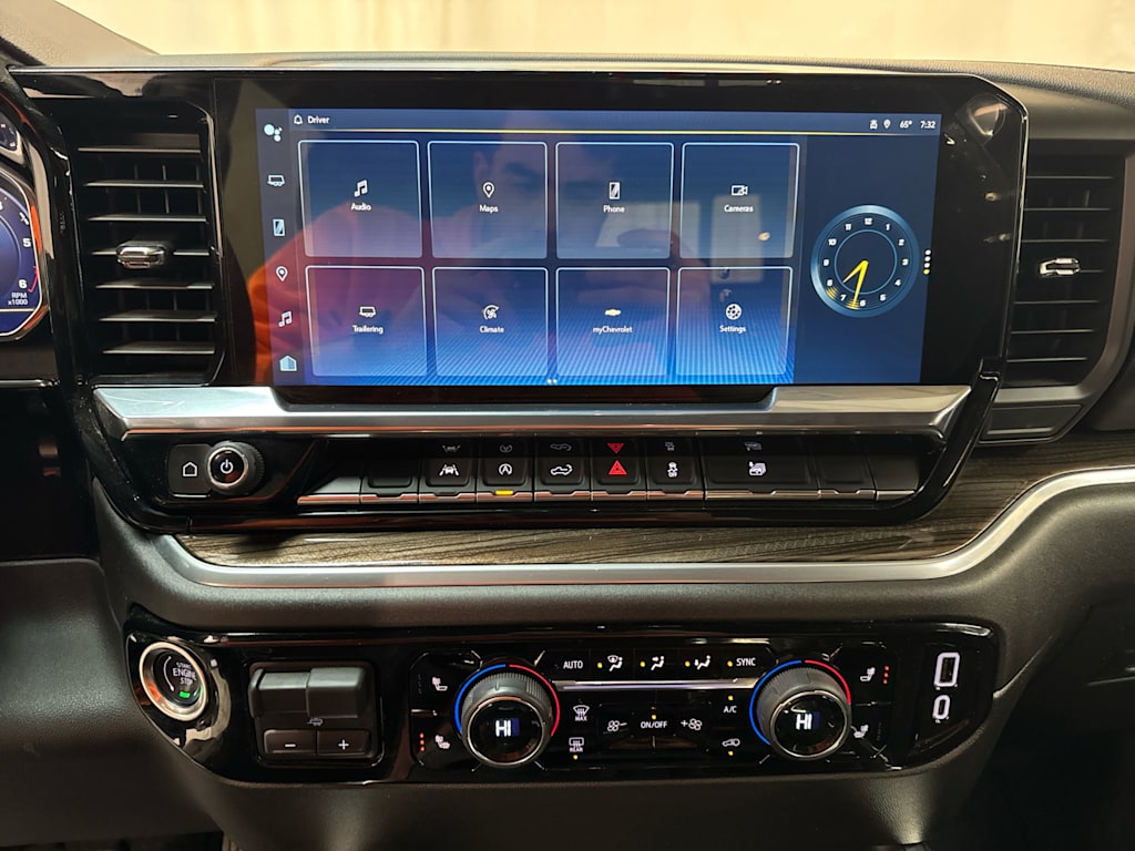 Thumbnail: 2024 Chevrolet Silverado 1500 - 24