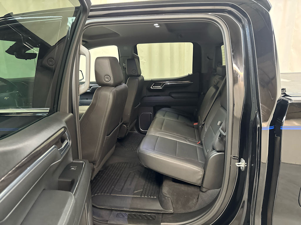 Thumbnail: 2023 Chevrolet Silverado 1500 - 7