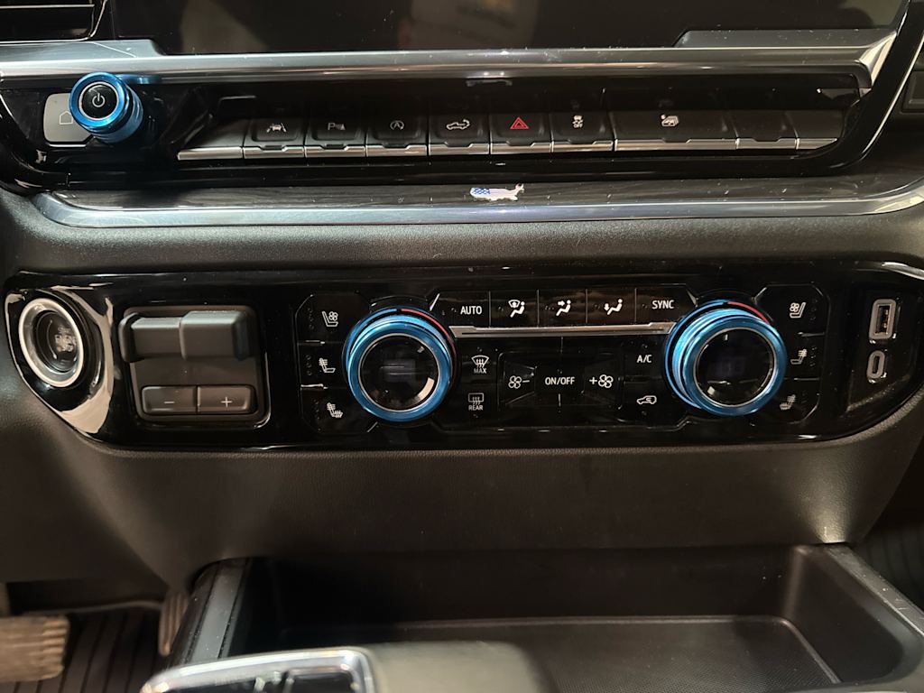 Thumbnail: 2023 Chevrolet Silverado 1500 - 21