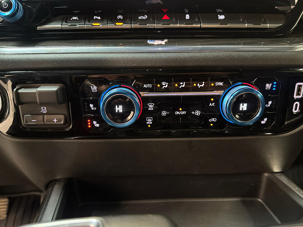 Thumbnail: 2023 Chevrolet Silverado 1500 - 26