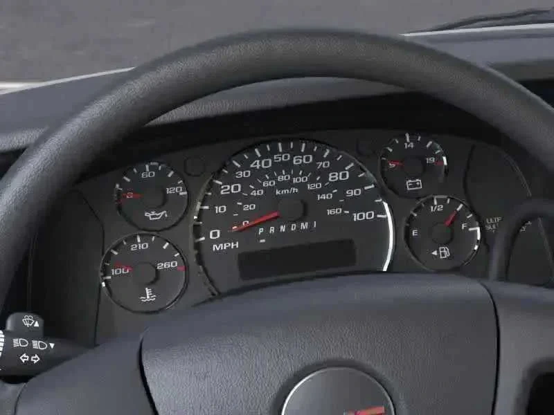 2025 GMC Savana Passenger LT - Photo 10