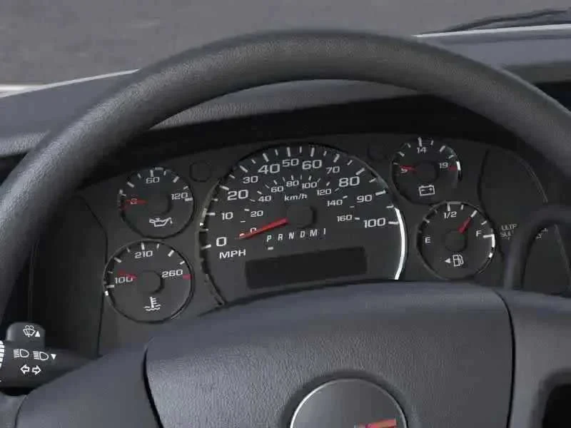 2025 GMC Savana Passenger LT - Photo 10