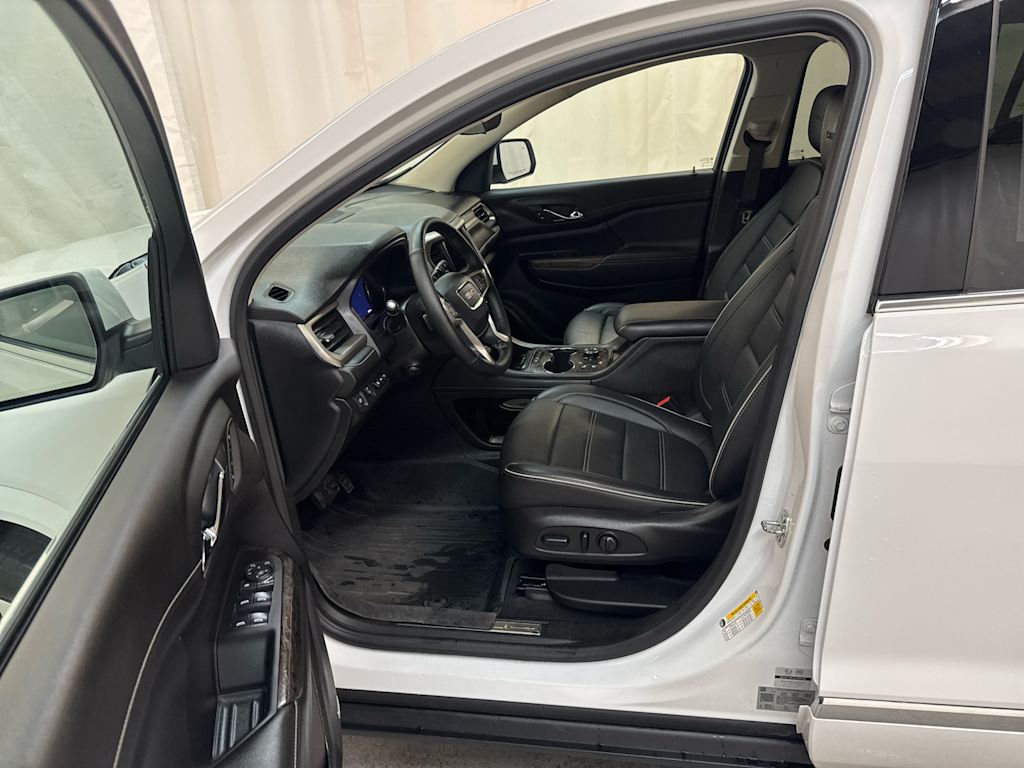 Thumbnail: 2023 GMC Acadia - 7