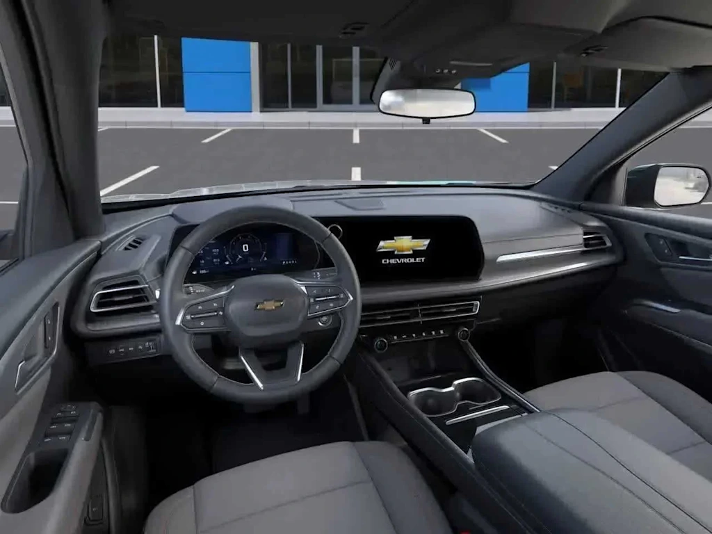 Thumbnail: 2027 Chevrolet Traverse - 2