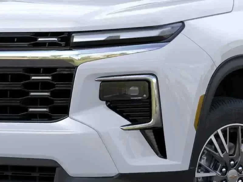 Thumbnail: 2027 Chevrolet Traverse - 17