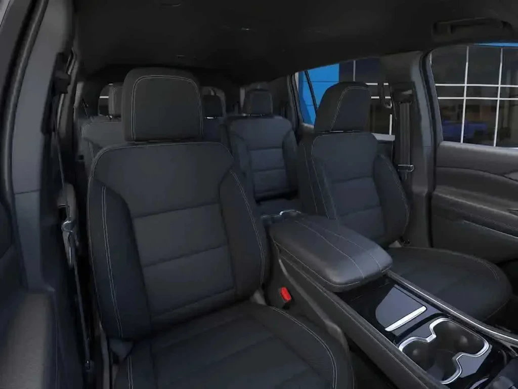 Thumbnail: 2027 Chevrolet Traverse - 7