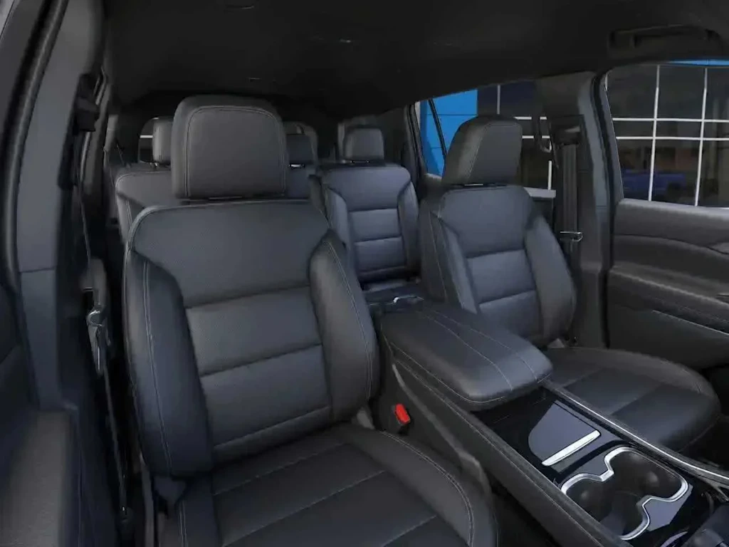 Thumbnail: 2026 Chevrolet Traverse - 8