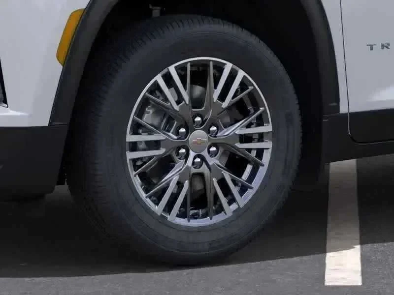 Thumbnail: 2026 Chevrolet Traverse - 6