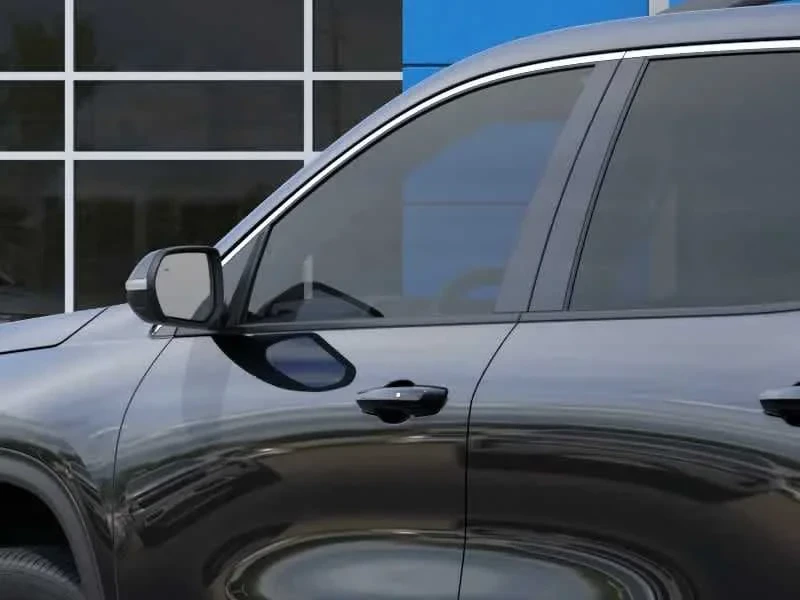 Thumbnail: 2027 Chevrolet Traverse - 18