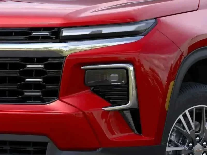 Thumbnail: 2027 Chevrolet Traverse - 17