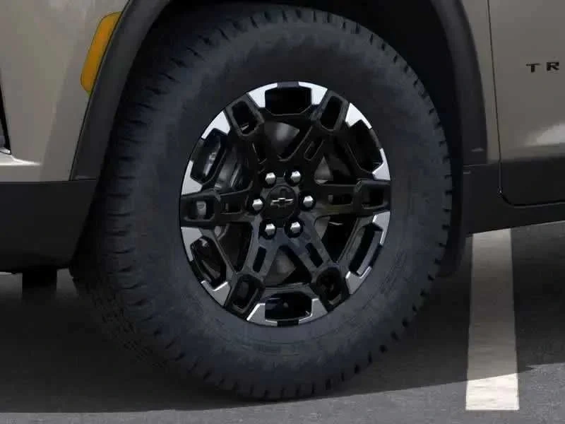 Thumbnail: 2027 Chevrolet Traverse - 6
