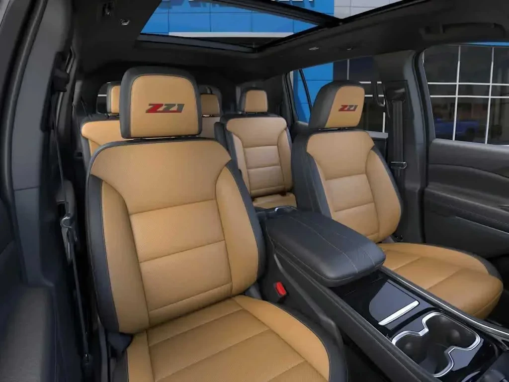 Thumbnail: 2027 Chevrolet Traverse - 7