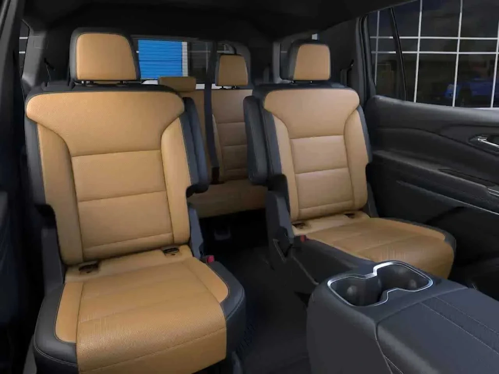 Thumbnail: 2027 Chevrolet Traverse - 8