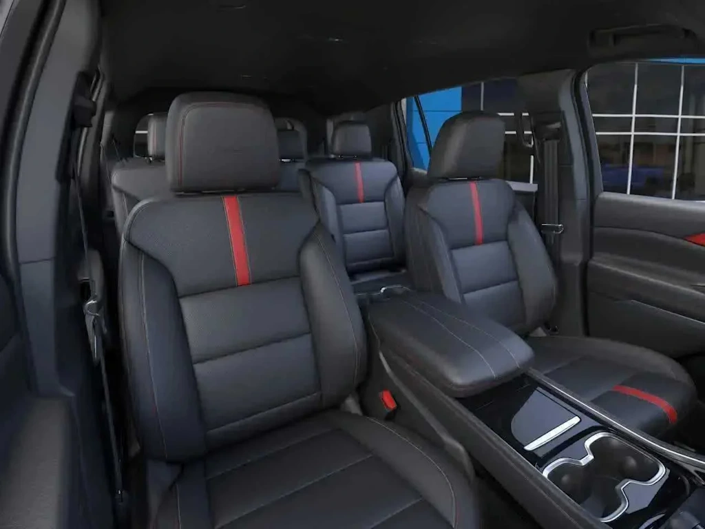 Thumbnail: 2026 Chevrolet Traverse - 8