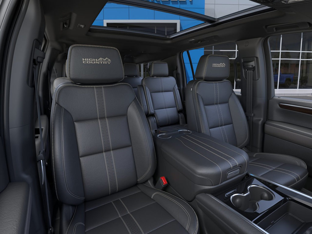 Thumbnail: 2026 Chevrolet Suburban - 24